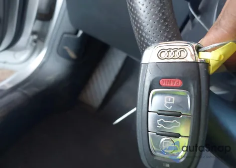 2011 Audi A5 Premium Plus из США, поврежденный, VIN WAUJFAFH7BN019783